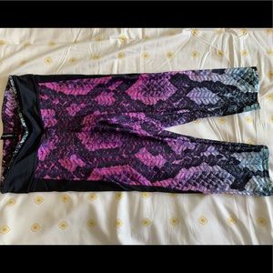 BlackMilk snakeskin workout 3/4 leggings